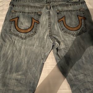 Men True Religion Jean Shorts like new! Size 38